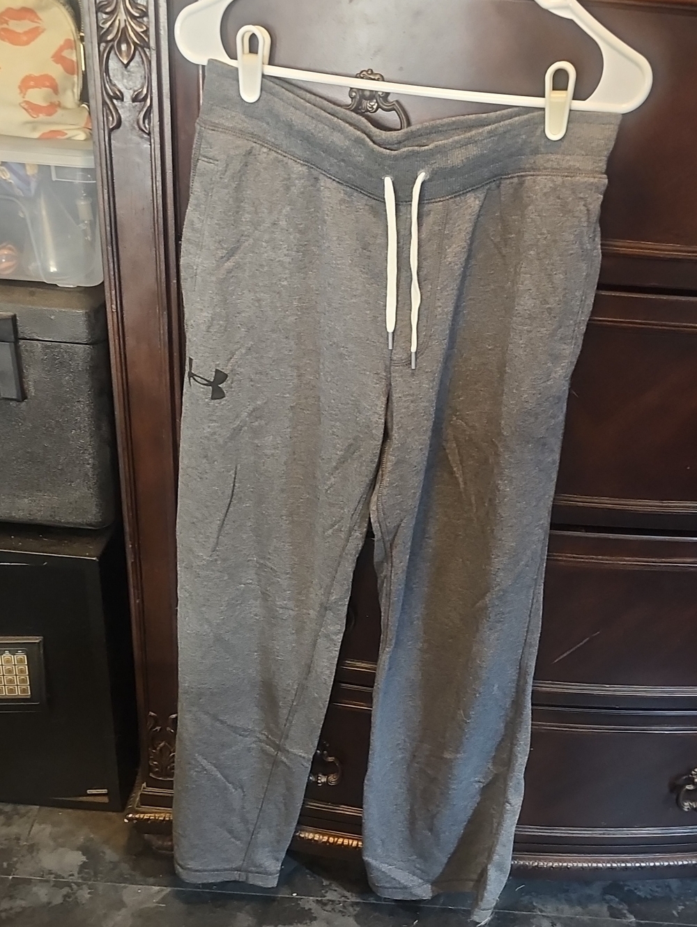 Under Armour Men's Heather Gray Drawstring Joggers